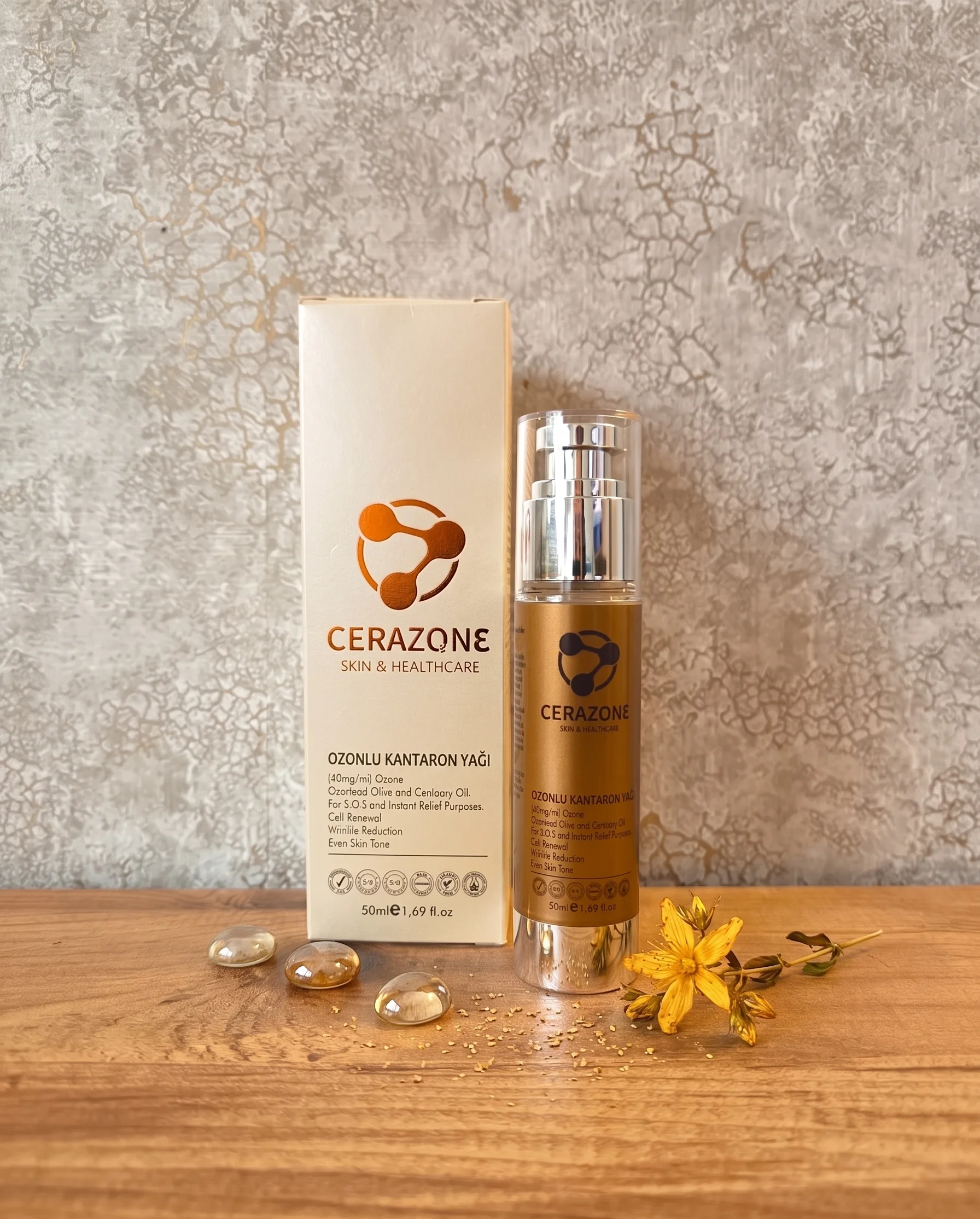 Cerazone Ozonlu Kantaron Yağı 50 ml Cilt Bariyeri Yenileyici ve Lekelere Karşı Doğal Bakım Yağı
